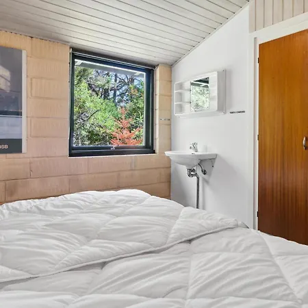 3 Bedroom Awesome In *