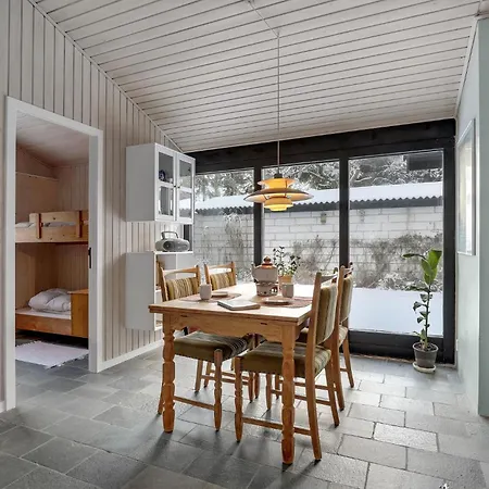 3 Bedroom Awesome In Neksø
